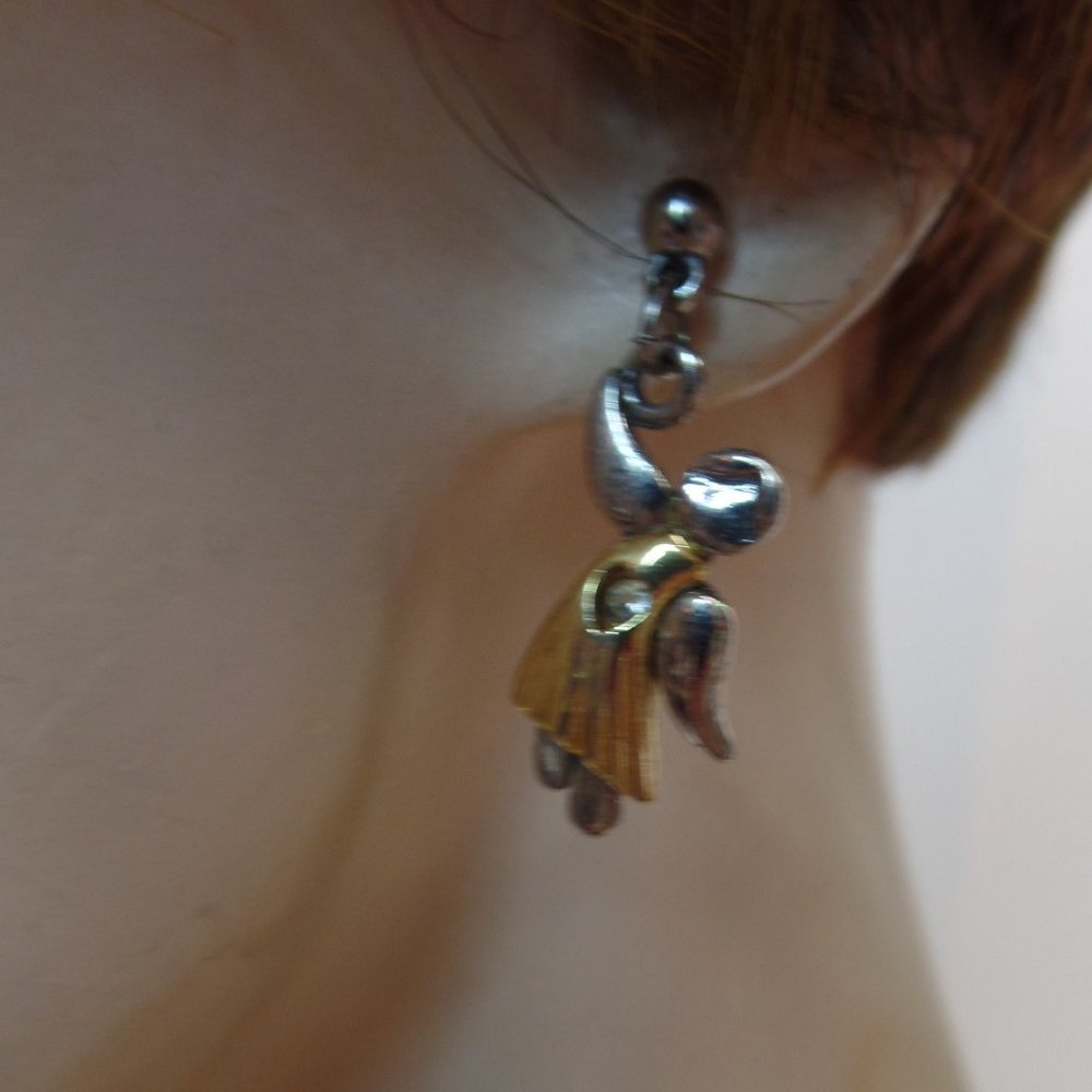 Goldtone & Silver Angel Ear Rings Unbranded Pre Owned Have small CZ Chip